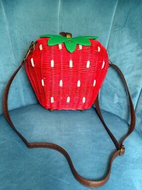 NWOT - Strawberry-Shaped Red Woven Wicker Handbag or Crossbody Bag